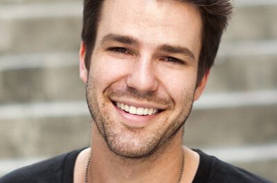 Beyond Words: The Science of Non-Fiction Bestsellers by Mark Wood